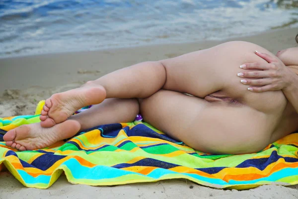 Met Art featuring Elina Naked Gallery  - Beach, Mom, Pussy, Ukrainian, Teen, Tall, Cute, Outdoor, Beautiful, Spreading  - Photo 8