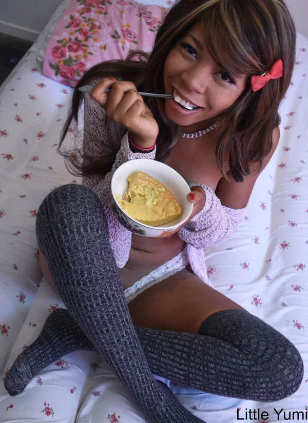 Black babe in gray socks Little Yumi flaunts her tits while eating on a bed  - Ebony, Amateur, Teen, Socks, Babe, Cute, Sexy, Beautiful, Non Nude, Petite  - Photo 11