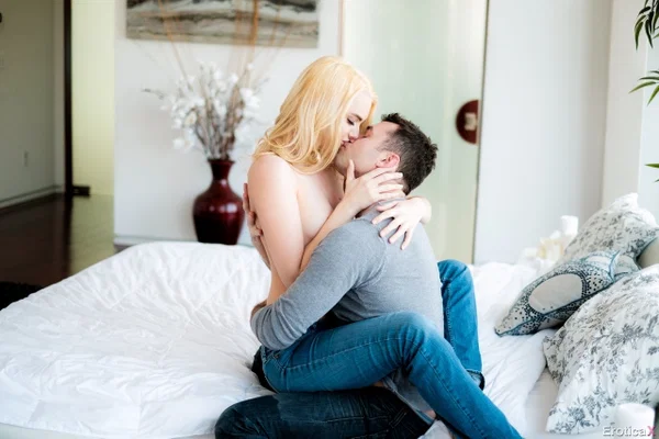 Gorgeous blond teen Kenna James kisses her man before sexual intercourse  - Teen, Pornstar, Hardcore, Blonde, Kissing, Handjob, Legs, Tiny Tits, Cumshot, Pussy Licking  - Photo 6