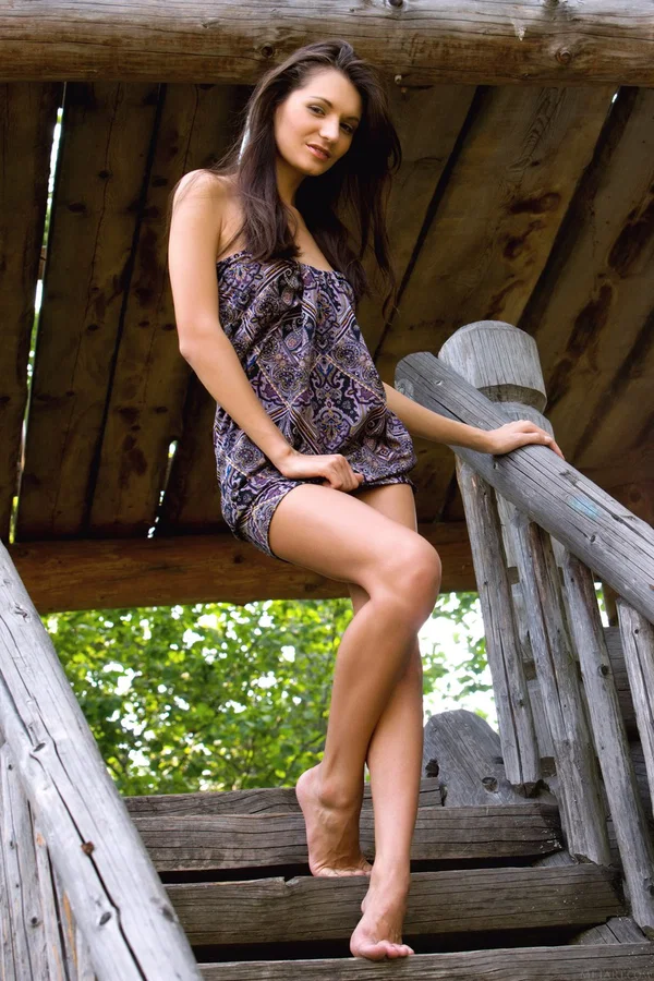 Met Art performed by Leila A Sex Pictures  - Perfect, Face, Teen, Sexy, Pussy, Outdoor, Spreading, Dress, Shaved, Undressing  - Photo 17