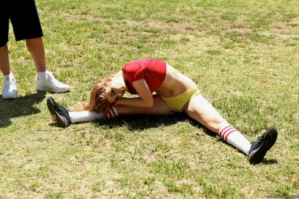 Sporty natural tits teen Faye Reagan gives blowjob and gets banged hard  - Pornstar, Redhead, Outdoor, Blowjob, Pussy, Spreading, Non Nude  - Photo 2