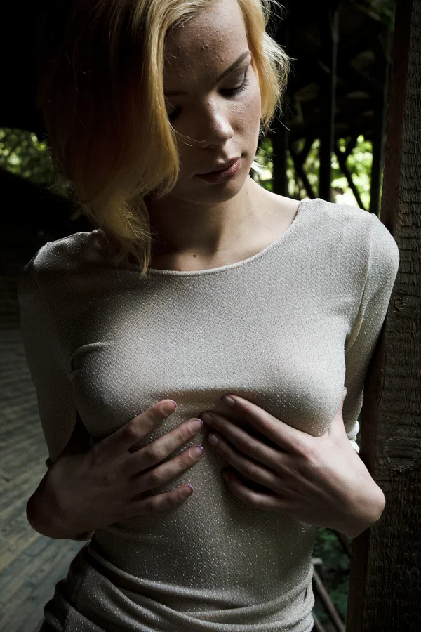The Life Erotic starring Sophia I XXX Pics  - Short Hair, Beautiful, Outdoor, Tiny Tits, Babe, Model, Lesbian, Blonde, Spreading, Glamour  - Photo 2
