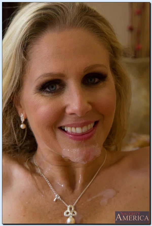 Hot MILF Julia Ann enjoys hard twatting and takes a cumshot on her chin  - Cougar, MILF, Big Tits, Hardcore, Reality, Lingerie, Clothed, Cowgirl, Ass Fucking, Cumshot  - Photo 16