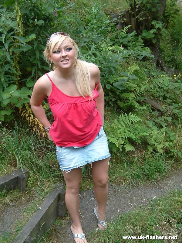 Overweight UK female with blonde hair strips naked on a popular walking trails  - Public, BBW, Amateur, Thick, Legs, Big Tits, Chubby, Blonde, Curvy, Skirt  - Photo 4