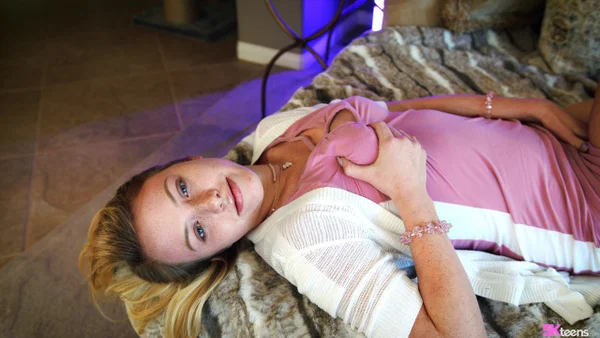 Petite teen Dixie Lynn enjoys hardcore sex with her stepdad in the living room  - Teen, Socks, Cute, Blonde, Petite, Pornstar, Skinny, Blowjob, White, Hardcore  - Photo 2