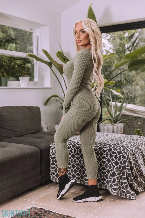 Hot blonde Charlotte Stevens releases her great body from skintight attire  - Yoga Pants, Tattoo, Model, Clothed, Big Tits, Ass, Glamour, Babe, Beautiful, Solo  - Photo 1