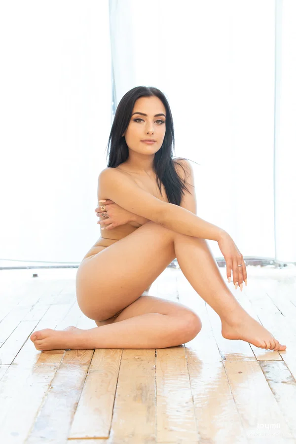 Pretty girl Maria Wars gets a pussy licking and fucked reverse cowgirl style  - POV, Big Cock, Kissing, Cowgirl, Cumshot, Hardcore, Petite, Facial, Handjob, Doggy Style  - Photo 4