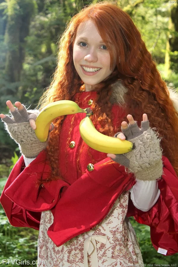 Tiny redhead teen Dolly enjoys solo masturbation with bananas in the forest  - Amateur, Petite, Redhead, Boots, Outdoor, Babe, Pussy, Beautiful, Glamour, Model  - Photo 5