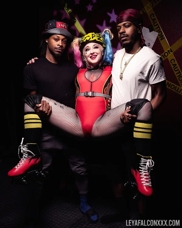 Sexy pornstar in a helmet Leya Falcon gets blacked by two horny dudes  - Big Cock, Anal, Interracial, Groupsex, Pantyhose, Blonde, Big Tits, Ass Fucking, Doggy Style, Ass  - Photo 3