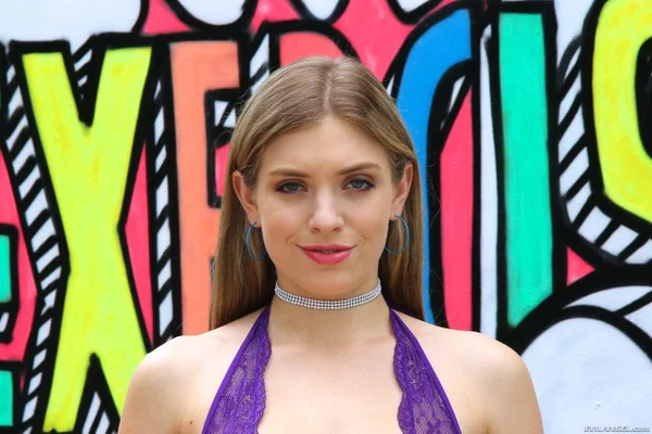 Adorable blondie in a purple outfit Giselle Palmer showing her curves  - Teen, Cute, Pornstar, Blonde, Brunette, Non Nude  - Photo 15