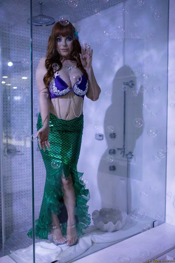 Curvy redhead Penny Pax masturbates with a dildo in the bathroom  - Redhead, Sexy, Petite, Pornstar, Bikini, Big Tits, Spreading, Outdoor, Pussy, Reality  - Photo 10