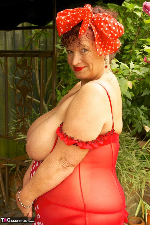 Fat older woman Dirty Doctor loose her big butt and boobs from red lingerie  - BBW, Mature, Big Tits, Outdoor, Stockings, Chubby, Amateur, Thick, Curvy, Lingerie  - Photo 20