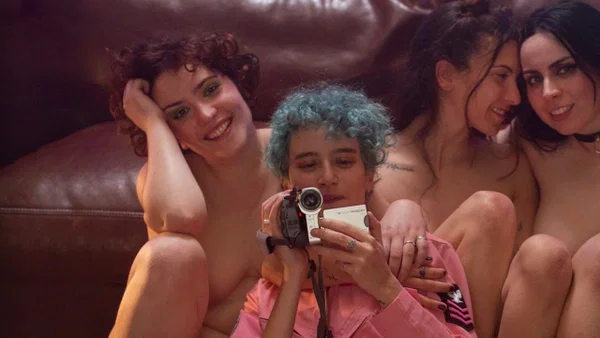 Rock star Maria Riot and her all-girl crew indulge in some hot lesbian action  - Lesbian, European  - Photo 1