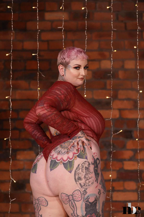 Fatty babe Galda Lou strips off her sexy lingerie & flaunts tattooed hot body  - BBW, Tattoo, Chubby, Curvy, Short Hair, Thick, MILF, PAWG, Lingerie, Ass  - Photo 6