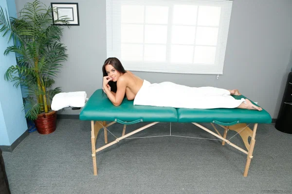 Attractive Rahyndee James kneels on masseur & gives him blowjob before sex  - Pornstar, Blowjob, Cowgirl, Brunette, Pussy, Outdoor, Spreading, Non Nude  - Photo 4