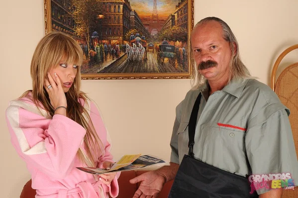 Stunning Hungarian teen Katerina Cox fucks the aged postman & sucks a facial  - Old Man, Old Young, Teen, Blowjob, Pussy, Shaved, Sexy, Cute, Spreading, Handjob  - Photo 1