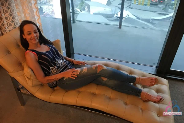 Colombian girlfriend Emily Cash flaunts her sexy feet in her solo compilation  - Colombian, Sandals, Girlfriend, Smoking, Shorts, Feet, Public, Amateur, Latina, Non Nude  - Photo 2