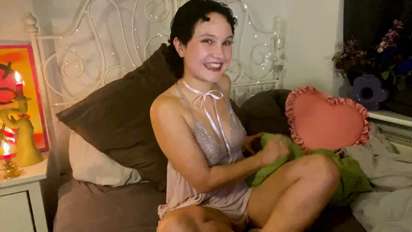 Ersties starring Hannah M XXX Pics  - Amateur, Blowjob, Dildo, Short Hair, Tiny Tits, Spreading, Masturbation, Panties, Ass, Brunette  - Photo 4