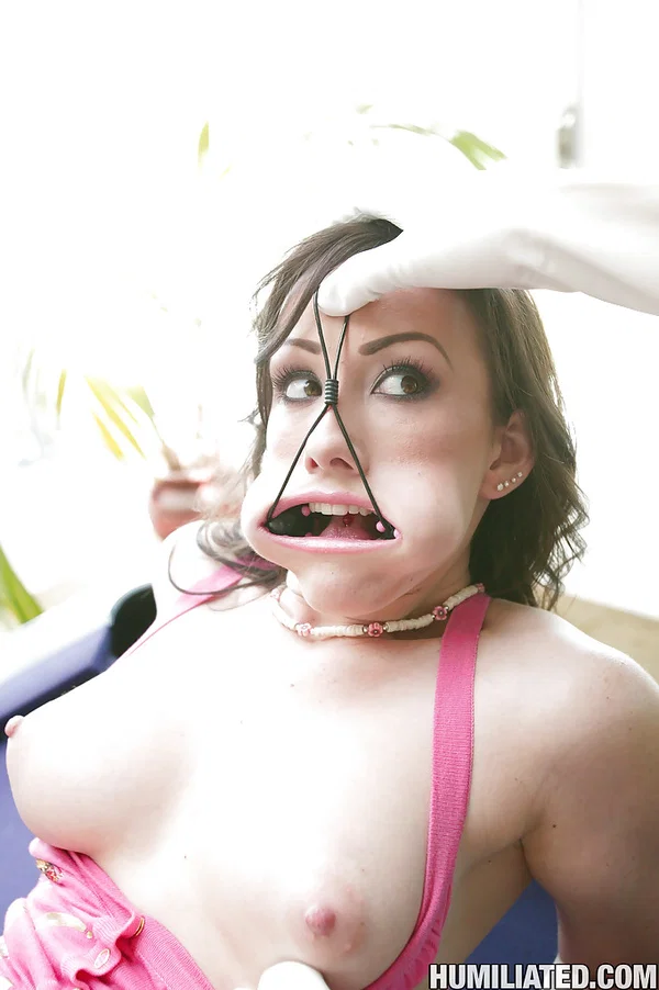 Brunette teen Jennifer White undergoes medical experimentation  - BDSM, Anal, Panties, Dildo, Close Up, Bondage, Pussy, Teen, Brunette, Cute  - Photo 3