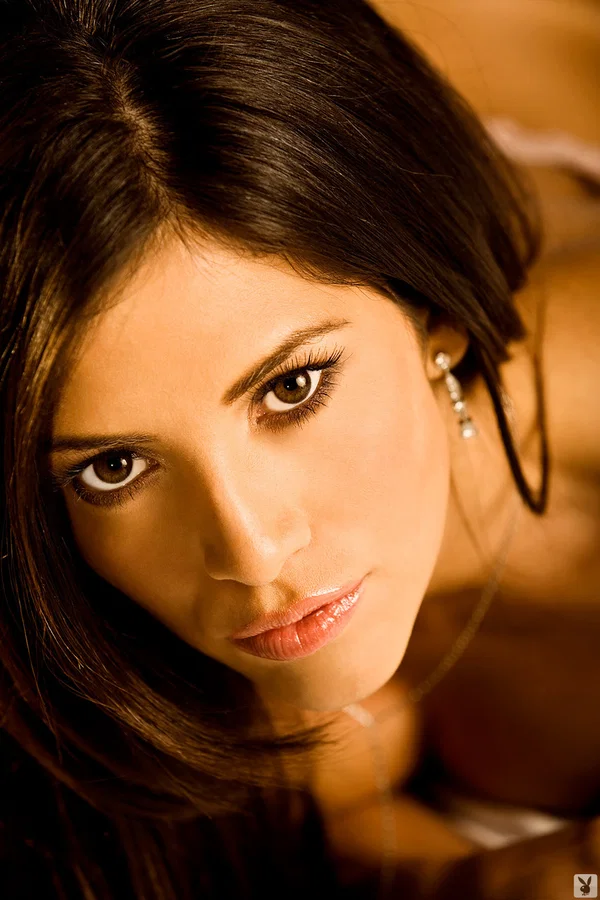 Tall & slim centerfold Hope Dworaczyk reveals big fake tits & poses erotically  - Centerfold, Babe, MILF, Model, Brunette, Feet, Pussy, Legs, Big Tits, Solo  - Photo 5