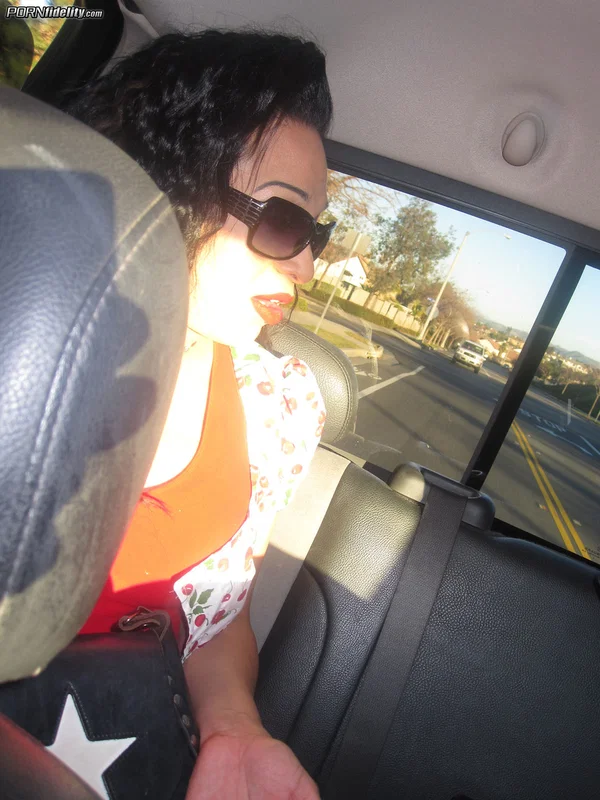 Hot brunette Latina Yurizan Beltran exposes her big tits & teases with her ass  - Selfie, MILF, Latina, Beautiful, Face, Pornstar, Outdoor, Bikini, Ass, Babe  - Photo 16