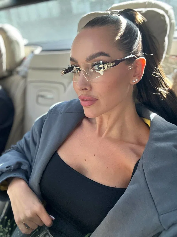 OnlyFans Luxury Girl XXX starring Luxury Girl XXX XXX Photos  - Brunette, Bikini, Sexy, Glasses, Beautiful, Model, Solo, Amateur, Glamour, Big Tits  - Photo 9