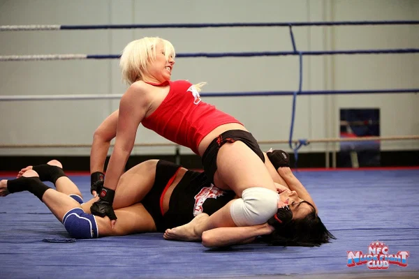 Liz Valery and Karlie Simon in a hardcore wrestling and pussy licking action  - Lesbian, Blonde, Pussy, Non Nude, Spreading  - Photo 4
