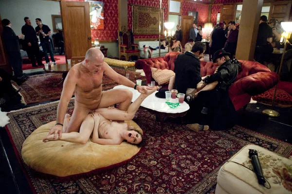 When pornstars get together for a party it's sure to be a swinging good time  - Swingers, Party, Pornstar, Groupsex, Asian, Mature, Pussy Licking, MILF, Double Penetration, Ass Fucking  - Photo 2