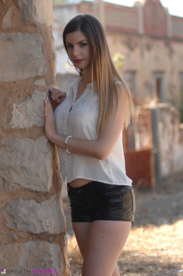 Beautiful girl Stella Cox slowly takes off her clothes to go naked outdoors  - Babe, Shorts, Big Tits, Panties, Spreading, Clothed, Glamour, Natural Tits, Beautiful, Lingerie  - Photo 1