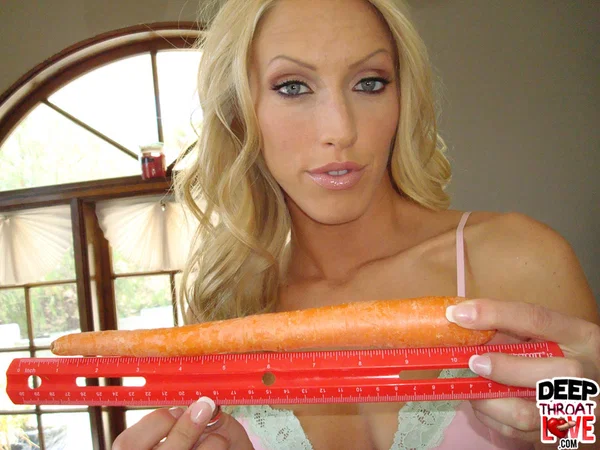 Blonde MILF showing her oral sex skills with some vegetables and fruits  - MILF, Blonde, Babe, Beautiful, Solo, Cute, Teen  - Photo 1