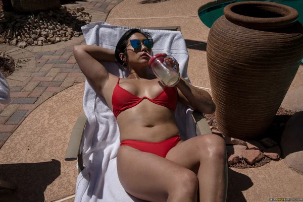 Big boobed Asian cougar Mia Little enjoys poolside sex with Johnny Sins  - Underwater, Pool, Wife, Bikini, MILF, Reality, Short Hair, Wet, Brunette, High Heels  - Photo 11