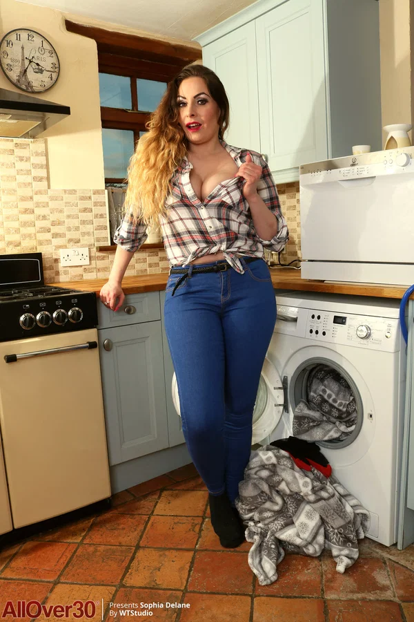 Hot MILF Sophia Delane exposing her big tits & her tasty pussy in the kitchen  - Panties, Jeans, Socks, Undressing, MILF, Spreading, Ass, Beautiful, Curly, Big Tits  - Photo 1