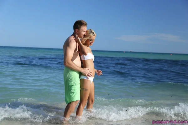Hot blonde teen Uma Jolie in white bikini kissing & playing on the beach  - Bikini, Teen, Outdoor, Cute, Brunette, Non Nude  - Photo 17