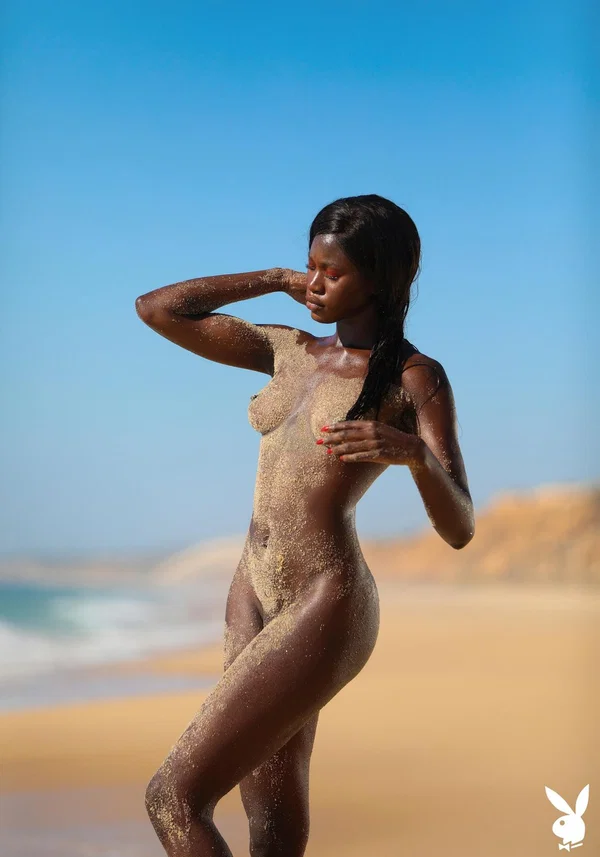 Glamorous French babe Naomi Nash exposes her sexy ebony curves on the beach  - Ebony, Beach, African, Wet, Ass, Perfect, Close Up, Natural Tits, Outdoor, Panties  - Photo 18