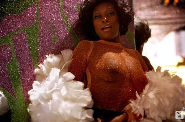 Sizzling ebony singer Claudia Lennear poses erotically with big tits displayed  - Centerfold, Babe, Outdoor, Short Hair, Spreading, Redhead, Glamour, Model, Beautiful, Solo  - Photo 9