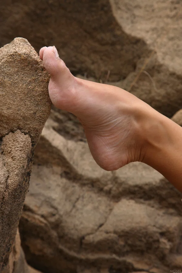Athletic girl shows her nice ass and trimmed vagina on a rock face  - Pussy, Perfect, Sexy, Teen, Outdoor, Tiny Tits, Feet, Upskirt, Armpit, Close Up  - Photo 21