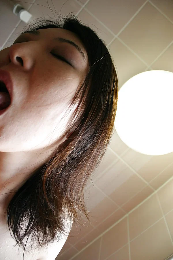 Naughty asian MILF Naho Tajiri gives a sensual blowjob in the bathroom  - Japanese, MILF, Blowjob, Asian, Bath, Schoolgirl, Handjob, Brunette  - Photo 15