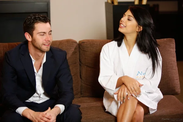 Brazilian masseuse Gina Valentina makes the acquaintance of Seth Gamble  - Massage, Teen, Cute, Latina, Non Nude  - Photo 6