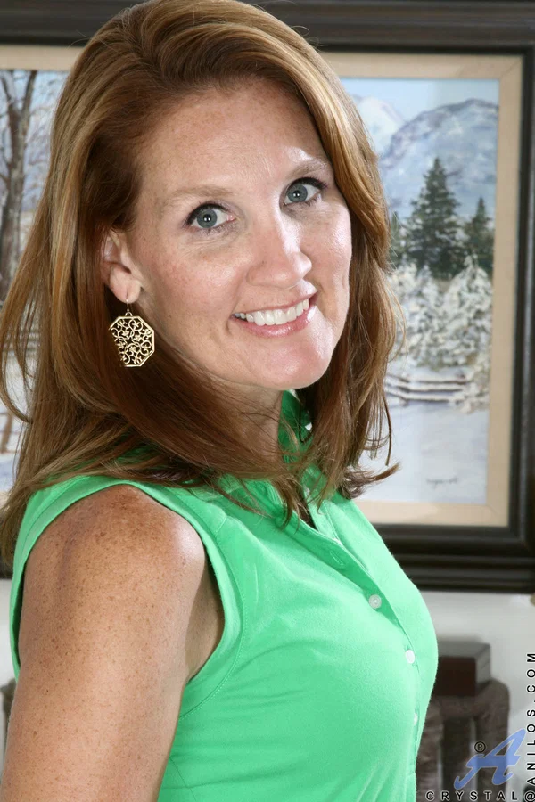 Breathtaking mature lady Crystal strips & unveils her hot body with tan lines  - Mature, MILF, Amateur, Petite, Redhead  - Photo 2