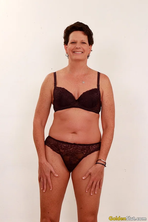 Short haired nan Beth Mckenna ditches her underwear before sucking off a penis  - Granny, BBW, Spreading, Hairy, Short Hair, Chubby, Curvy, Tiny Tits, Thick, Panties  - Photo 1