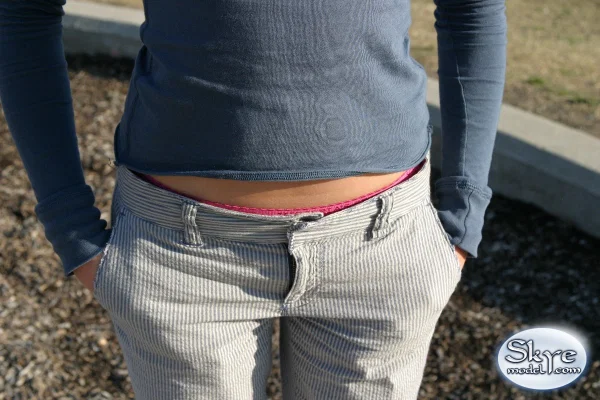 Natural blonde amateur Skye Model gives a peek of her panties while clothed  - Amateur, Teen, Clothed, Non Nude, Outdoor, Blonde, Babe, Ass, Face, Close Up  - Photo 2