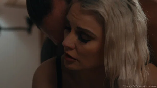 Blonde wife Kenzie Taylor gets her muff licked out and dicked hardcore  - Wife, Hardcore, Blonde, Cowgirl, Spreading, Pussy, White, European, Non Nude  - Photo 5