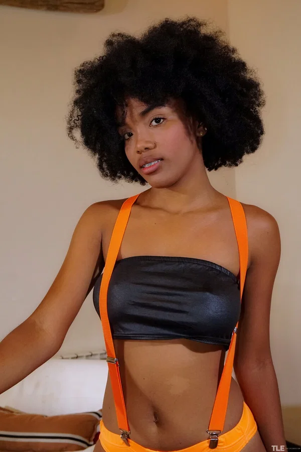 Cute black teen with a big afro masturbates with a sex toy on a bed  - Erotic, Lesbian, Cute, Teen, Glamour, Model  - Photo 4