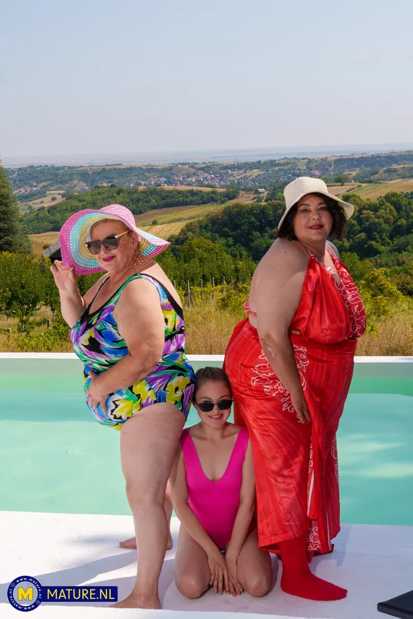 Mature NL performed by Edina, Jana, Maya Sex Images  - Mature, Mom, Chubby, BBW, Curvy, Family, Stepmom, Thick, Massage, Lesbian  - Photo 8