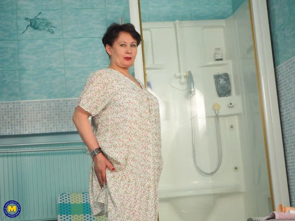 Mature BBW Nata uncovers her natural tits in front of a mirror  - Mature, BBW, Curvy, Bath, Chubby, Amateur, Thick, Stockings, Lingerie, PAWG  - Photo 1