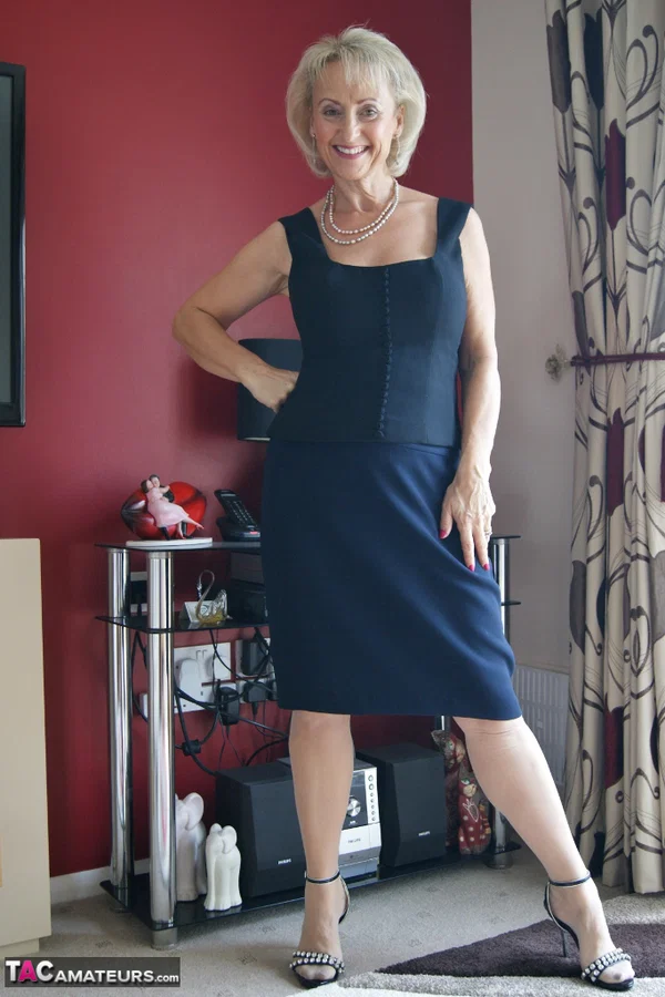 Hot mature Sugarbabe sheds sexy dress to flaunt big saggy tits & masturbate  - Granny, Mature, Saggy Tits, Stockings, Pussy, Big Tits, Spreading, British, Ass, Blonde  - Photo 1