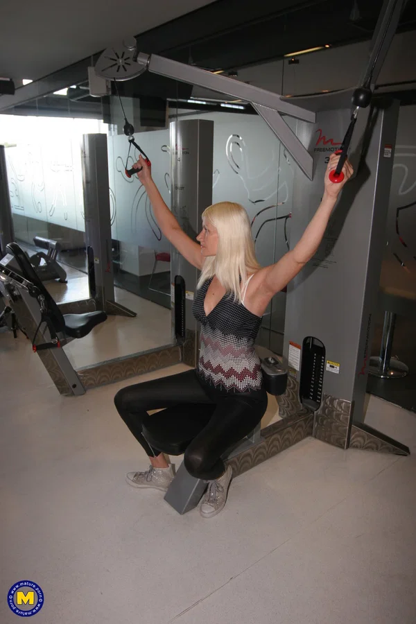 Mature NL Ivana K, Janelle, Karine C, Katarina M, Mariska C, Paula G, Rafaela, R  - Yoga Pants, Sports, Gym, MILF, Amateur, Clothed, Reality, Ass, Shorts, Short Hair  - Photo 13