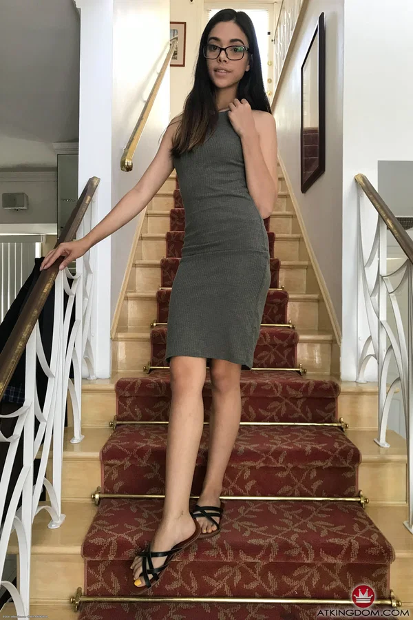 Slim nerdy teen Harmony Wonder hikes up her dress and touches her twat  - Latina, Petite, Feet, Teen, Glasses, Upskirt, Amateur, Cute, Brunette, Spreading  - Photo 1
