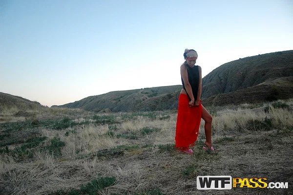 Cute girl Dasha exposes her upskirt underwear during seaside action  - Homemade, Mature, MILF, Amateur, Czech, Skirt, Outdoor, Tall, Clothed, Beach  - Photo 8