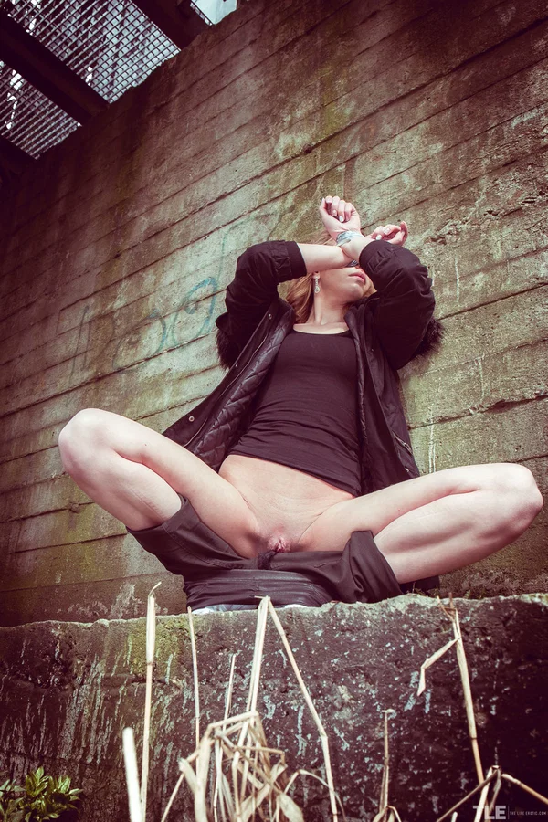 Amateur babe Mia Luna unties herself, strips & rubs her nipples & cunt outside  - Fetish, Ukrainian, Teen, Outdoor, Non Nude, Redhead, Jeans, Amateur, Skinny, Pussy  - Photo 9